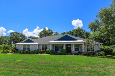 Lake Minneola Home For Sale in Clermont Florida