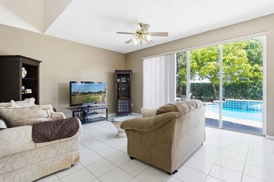 Welcome to this beautifully maintained and spacious home located - photo 5