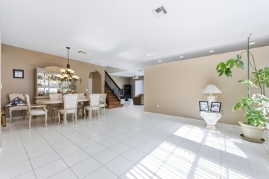 Welcome to this beautifully maintained and spacious home located - photo 7
