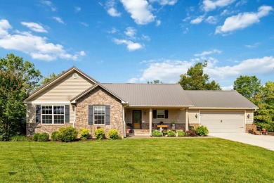 Lake Home For Sale in Burnside, Kentucky