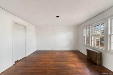 This classic Dutch Colonial house is set on an extra-large lot - photo 11