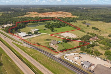 RARE OPPRTUNITY to own 29 acres with multiple income producing - photo 1