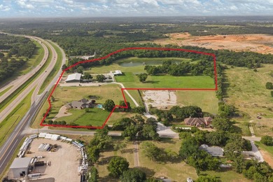 RARE OPPRTUNITY to own 29 acres with multiple income producing - photo 2