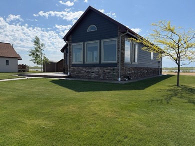 Impeccably maintained home with 125 feet of frontage on Blue Dog - photo 30