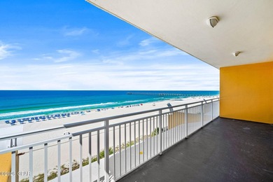 Wake up to breathtaking, unobstructed views of the sparkling - photo 31