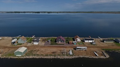Impeccably maintained home with 125 feet of frontage on Blue Dog - photo 39