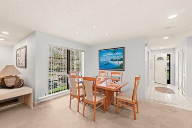 Turn-key 2 bedroom plus den, 2 bath convertible condo in - photo 9
