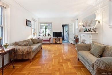 A 3 bedroom, 2.5 bath home in the Midwood section of Brooklyn - photo 3