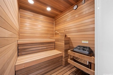 A rare opportunity to own one of Waikiki's most private - photo 7