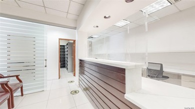 This 1847 gross sqft commercial condo is perfectly located in - photo 6