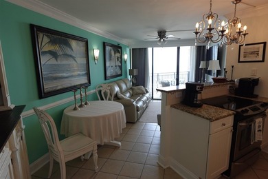 Golden Mile North-facing immaculate unit in renowned Ocean - photo 7