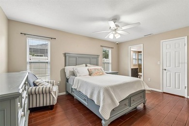 Welcome to this lovely 3-bedroom, 2-bathroom pool home with a - photo 12