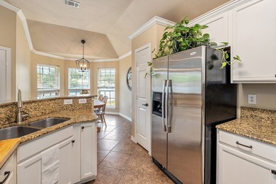 Beautiful & well maintained 4-bedroom, 2-bath home perfectly - photo 7