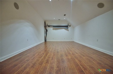 As Realtors and a custom builder, we built this home ourselves - photo 32