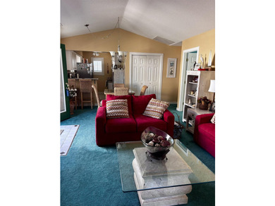 Rare offering of this fully furnished and very well maintained - photo 4