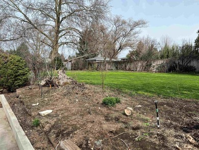 MLS# 291305 Beautiful remodeled 4 bedroom 2.5 bath setting on - photo 38