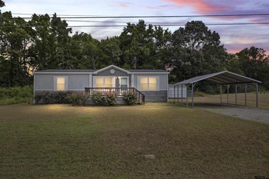 Lake Palestine Home For Sale in Bullard Texas