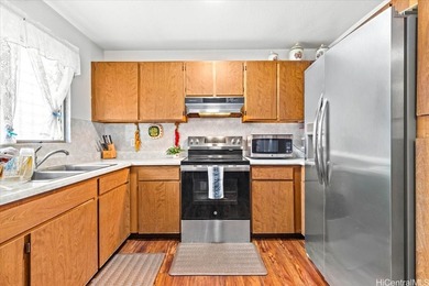 Well-maintained two-story home featuring 5 bedrooms and 2 full - photo 4