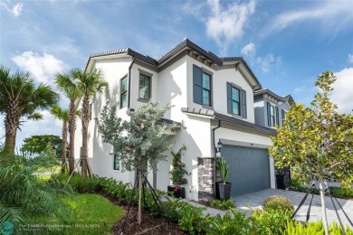 Lake Townhome/Townhouse For Sale in Oakland Park, Florida