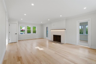Welcome to Glenwood Lake!! This exceptional, fully renovated - photo 13