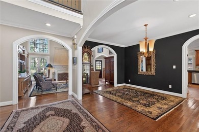 Custom 4 bedroom, 3.5 bath home in sought-after Birdneck Point - photo 18