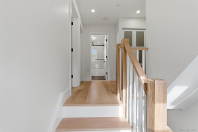 Welcome to Glenwood Lake!! This exceptional, fully renovated - photo 26
