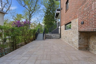 Welcome to Glenwood Lake!! This exceptional, fully renovated - photo 38