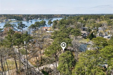 Custom 4 bedroom, 3.5 bath home in sought-after Birdneck Point - photo 39