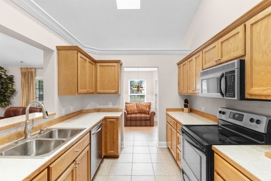 Wonderful 3-bedroom, 2-bathroom retirement home in the highly - photo 6