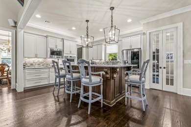 Welcome to refined luxury living in the heart of Reynolds Lake - photo 15