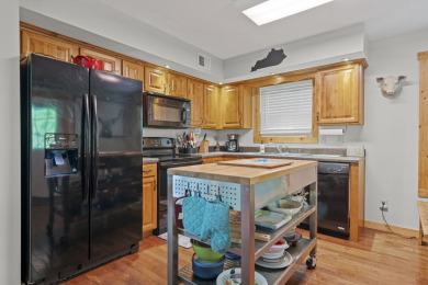Adorable Lake Home In Linwood Park With Dock - photo 15