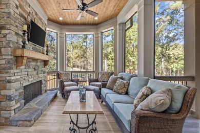 Welcome to refined luxury living in the heart of Reynolds Lake - photo 19