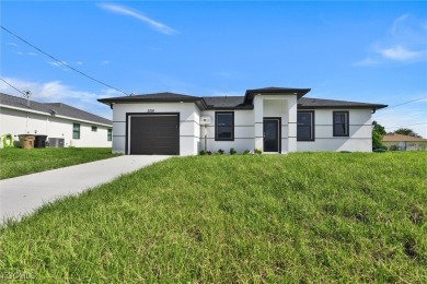 Lehigh Acres Area Home For Sale in Lehigh Acres Florida