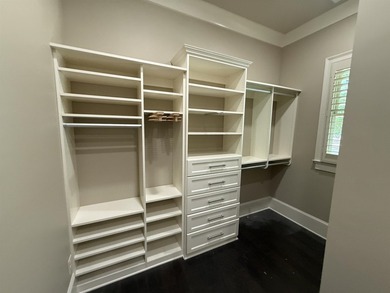 Welcome to refined luxury living in the heart of Reynolds Lake - photo 31