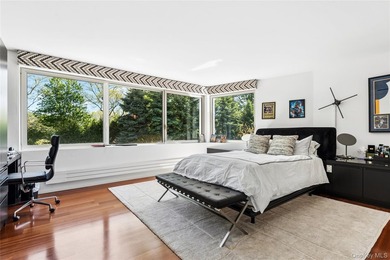 An Architectural Masterpiece nestled along the Shore in the - photo 31