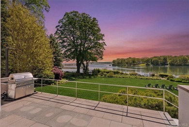 An Architectural Masterpiece nestled along the Shore in the - photo 46