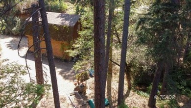 Welcome to your dream home-a stunning log cabin blending classic - photo 6