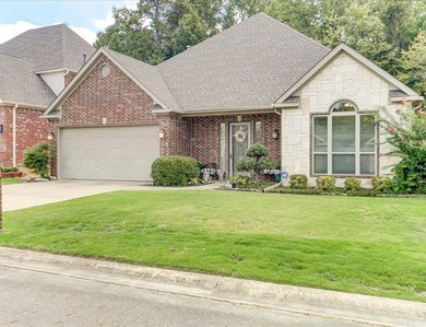 Elegant, Energy-Efficient Home with Bonus Space & Lake Access! - photo 2