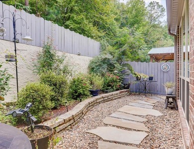 Elegant, Energy-Efficient Home with Bonus Space & Lake Access! - photo 6