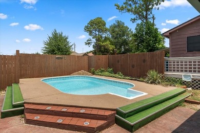 BEAUTIFULLY LANDSCAPED HOME ON 4 LOTS AT THE HEART OF THE LAKE - photo 5