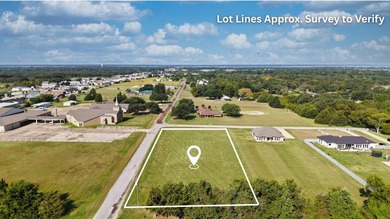 Fabulous opportunity on this 1.00 acre lot with ample space to - photo 3