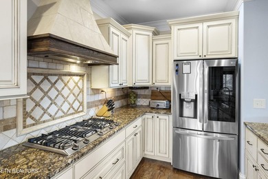 Classic curb appeal, warm interior details, and a standout - photo 14