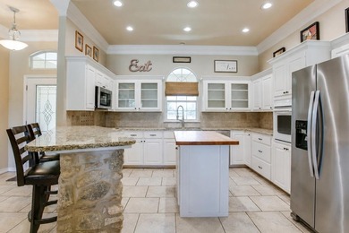 Nestled in the highly sought-after Butler Farms neighborhood - photo 14