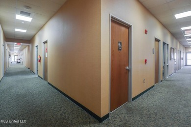 7,830 SqFt office building for sale in sought after Intraplex 10 - photo 17