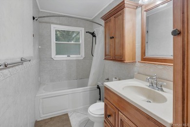 Location, Community, and Convenience! This spacious Colonial is - photo 18
