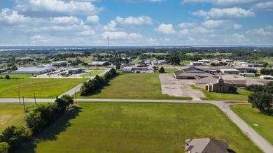 Fabulous opportunity on this 1.00 acre lot with ample space to - photo 8
