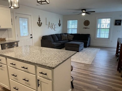Lake Cumberland Marina Area 4 BD 3 Bath Home - photo 5