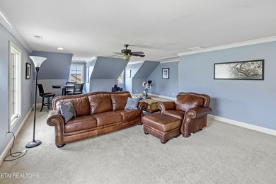 Classic curb appeal, warm interior details, and a standout - photo 36
