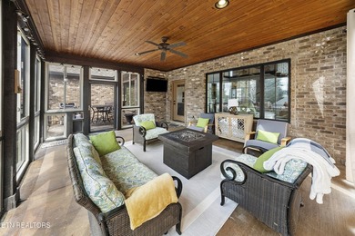 Classic curb appeal, warm interior details, and a standout - photo 38