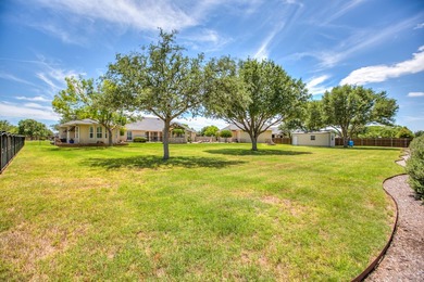 Nestled in the highly sought-after Butler Farms neighborhood - photo 39